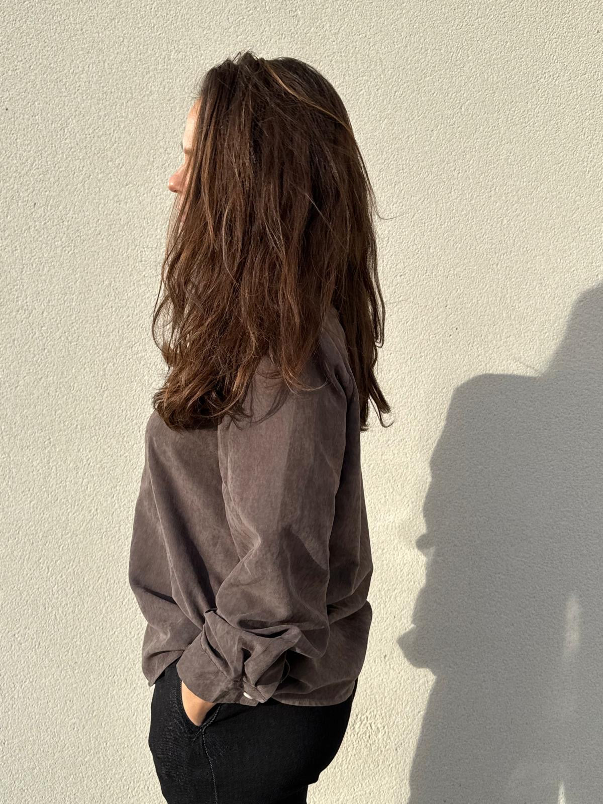 Chemise marron à épaulettes – Leyna